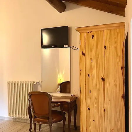 Agriturismo La Vecchia Chioderia Farm stay Grandola ed Uniti